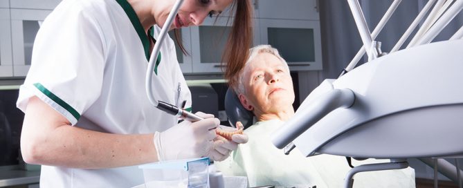 Homecare in Lafayette AL: Manage Senior Oral Health